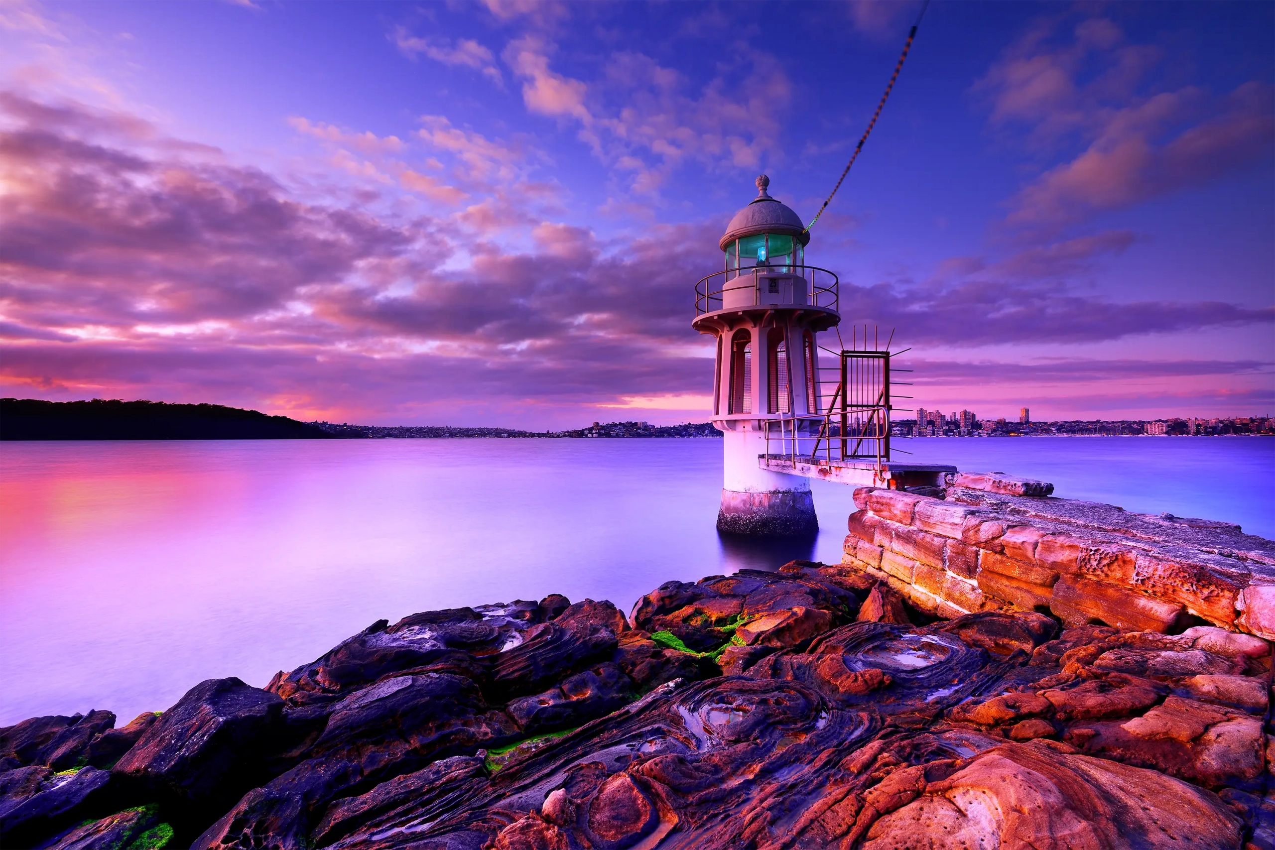 HARBOUR GARDIAN 404A harbour guardian wall art
