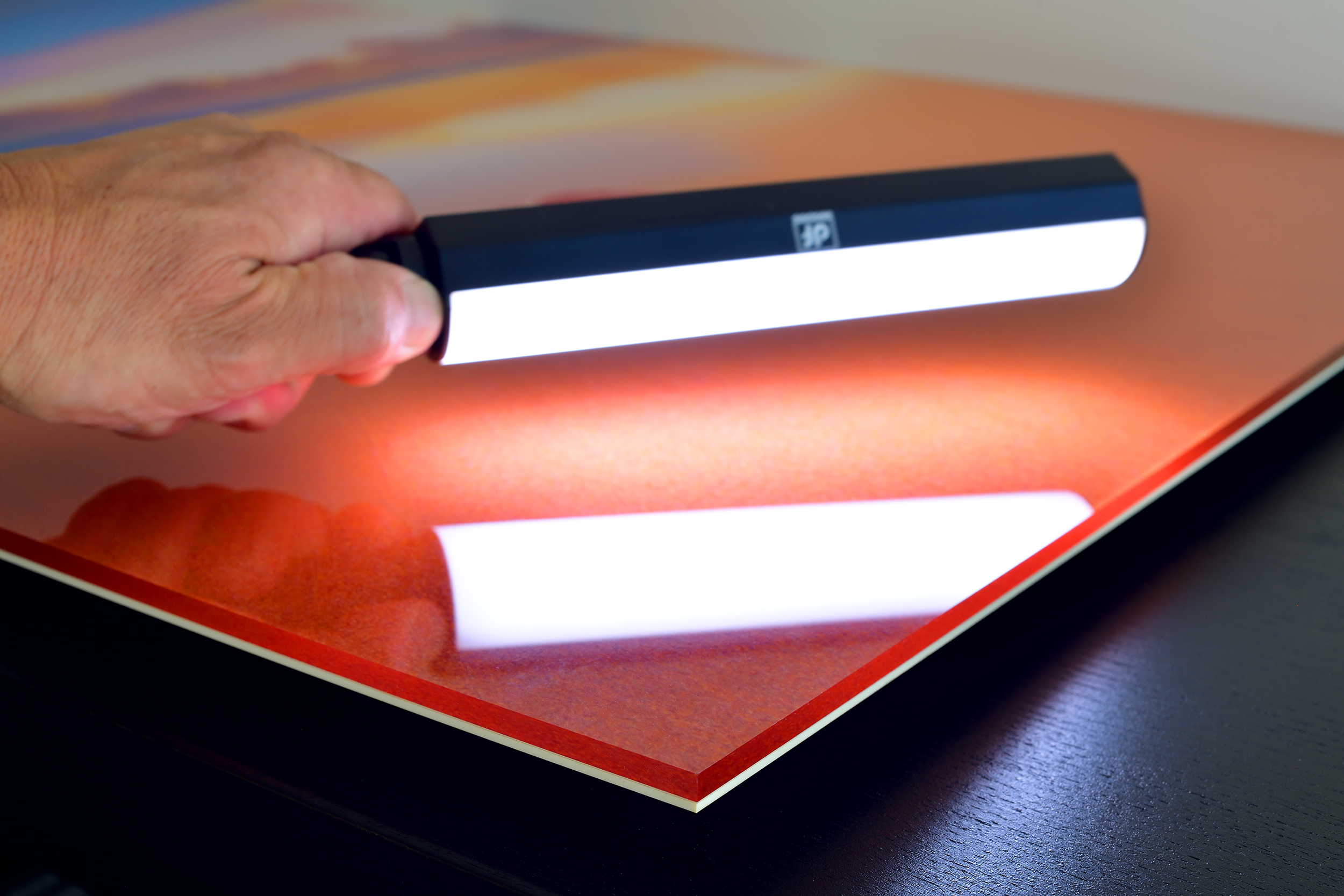 ACRYLIC MOUNT LIGHT SHOT 1